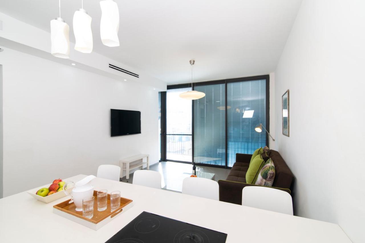 Hilton Bay Apartment With The Shelter Tel Awiw Zewnętrze zdjęcie
